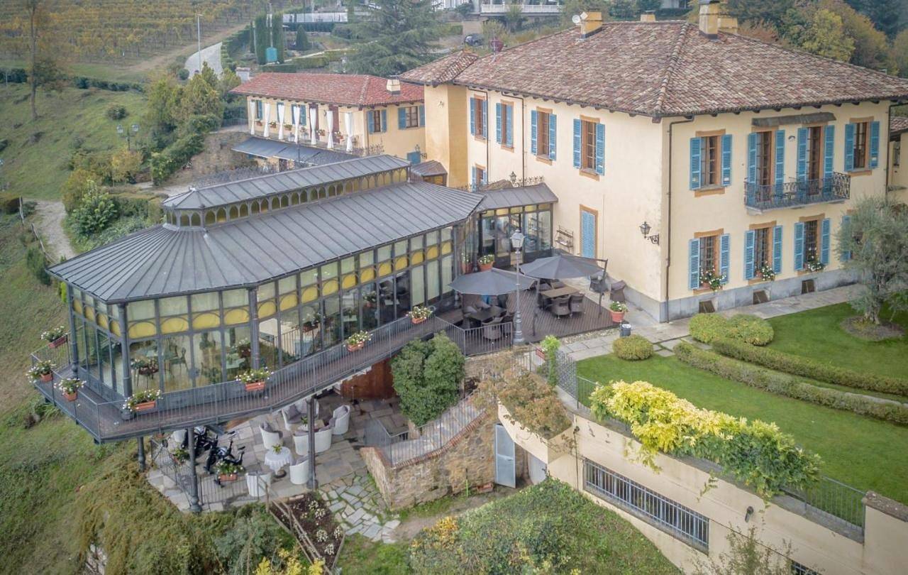 Hotel Villa Beccaris in Monforte d'Alba, Langhe