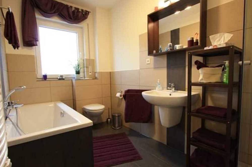 Ganze Wohnung, Ferienwohnung Am Schlummwegjenny Harnisch - Ferienwohnung in Thesenvitz, Bergen auf Rügen