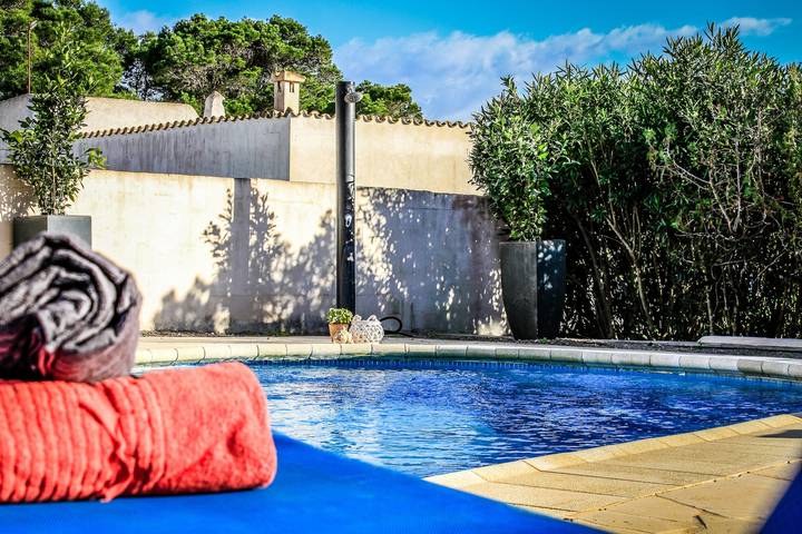 Ferienhaus für 6 Personen, mit Balkon und Garten in Cala Pi