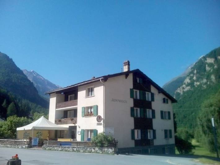 Hotel für 2 Personen, mit Terrasse und Garten sowie Ausblick in Randa