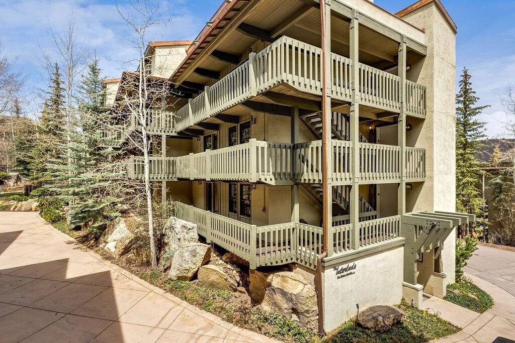 Ganze Wohnung, Neue Vermietung! Snowmass Mountain Ski-In / Out. Balkon, Kamin, Parkplatz, Aufzug, Whirlpool im Freien. in Snowmass Village, Aspen Snowmass