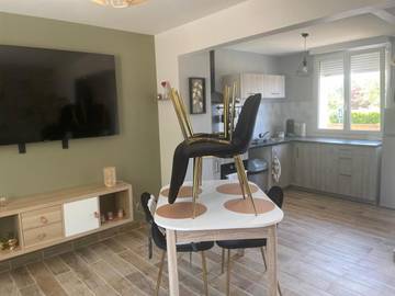 Gîte pour 6 personnes, avec jardin et terrasse à Moncé-en-Belin