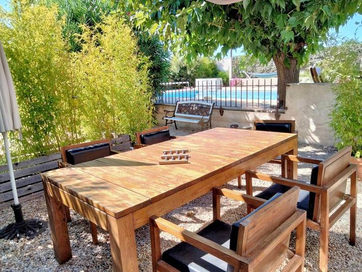 Modernes Ferienhaus mit Pool in L'Isle-sur-la-Sorgue, Vaucluse