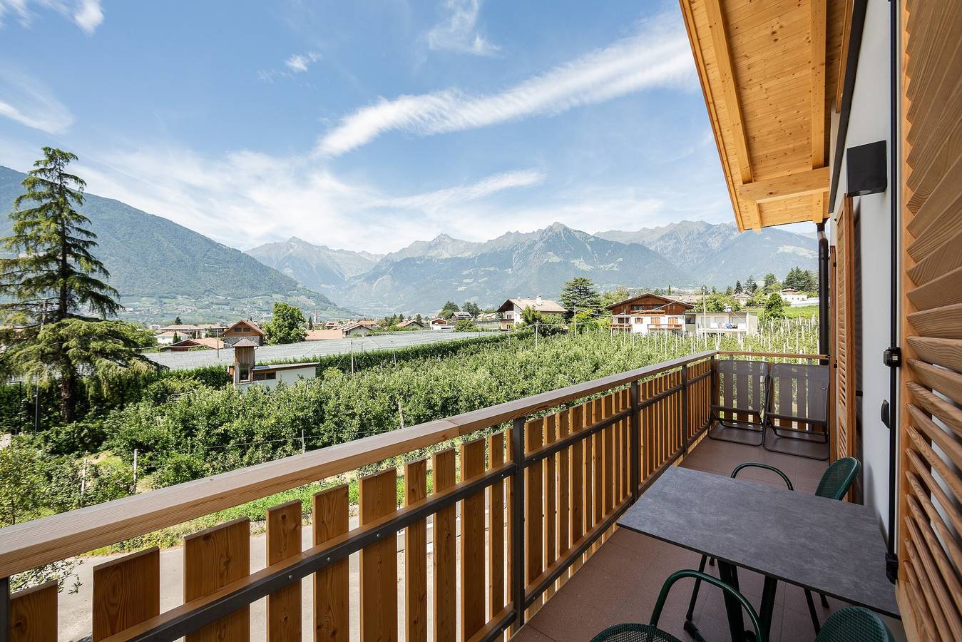 Appartement entier, Appartement de vacances "Torgglbauer 3" avec vue sur les montagnes, piscine, terrasse et Wi-Fi in Merano, Alpes de Sarntal