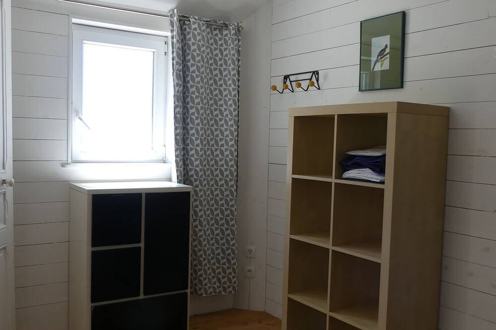 Chalet in Pont l'abbé .quiet location in the heart of the bigouden country .close to ports and beaches in Pont-l'Abbé, Quimper region