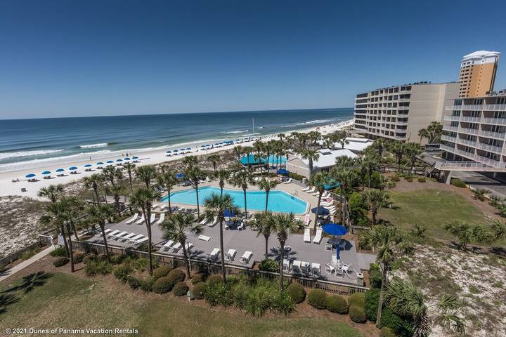 Beach rental for 6 people, with pool and balcony in Florida-30A
