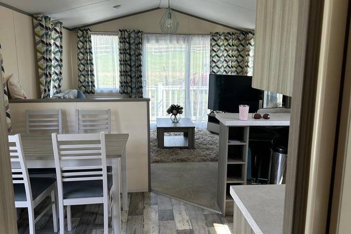 Lodge pour 6 personnes avec balcon in Holcot, Northamptonshire