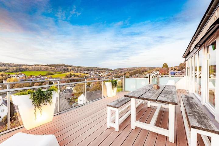 Ferienwohnung für 10 Personen, mit Balkon und Ausblick in Lindlar - 4