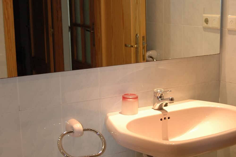 Entire apartment, First Line Apartment With Wifi in Benicarló, Costa del Azahar