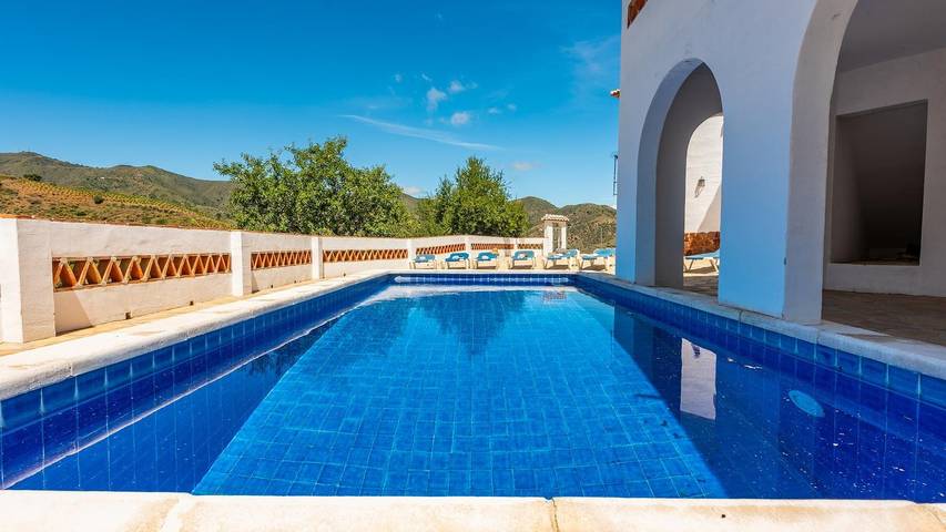 Casa rural para 12 personas, con balcón/terraza en El Borge - 2