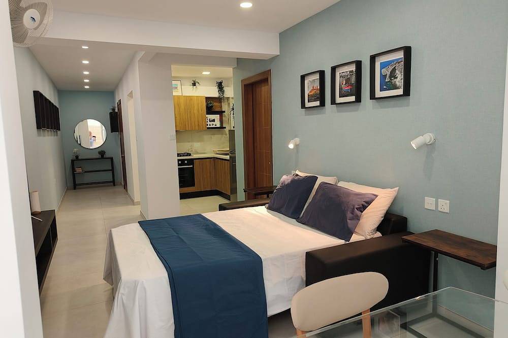 Ganze Wohnung,   Mellieha Bay Vista Suites holiday apartment  in il-Mellieha, Mellieha