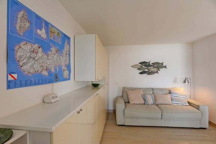 Entire apartment, Apartment "La Perla del Golfo" with Sea View & Terrace in Capoliveri, Arcipelago Toscano
