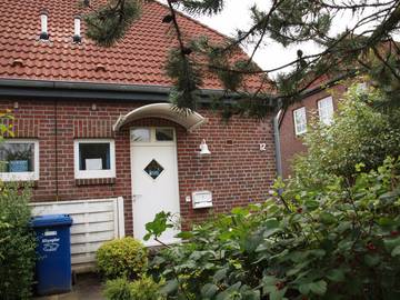 Ferienhaus für 6 Personen, mit Garten in Wittmund