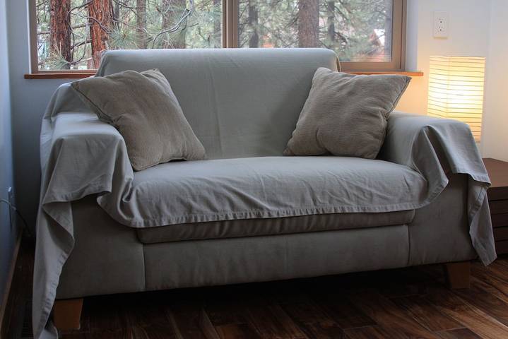 Log cabin for 6 people, with yard and terrace as well as hot tub in South Lake Tahoe