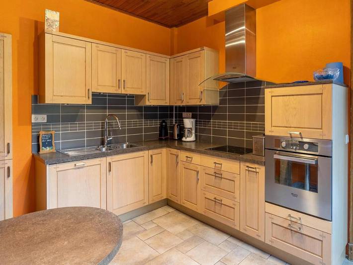 Location de vacances pour 10 personnes, avec vue et jardin à Dinant - 3