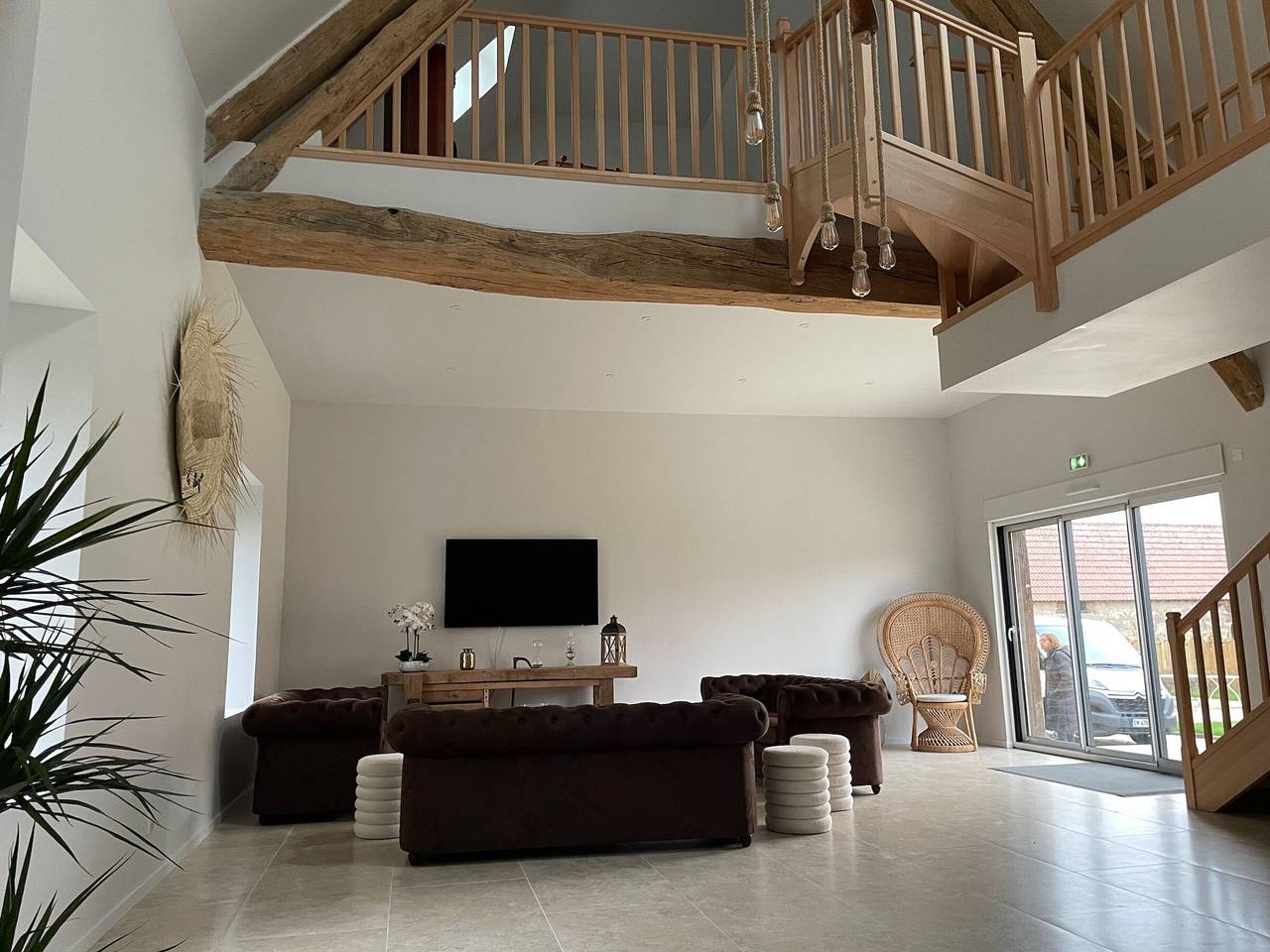 Domaine Renovierter Bauernhof mit Spa, 15 Schlafplätze, Parkplatz, nahe Paris in Lorcy, Pithiviers und Umgebung