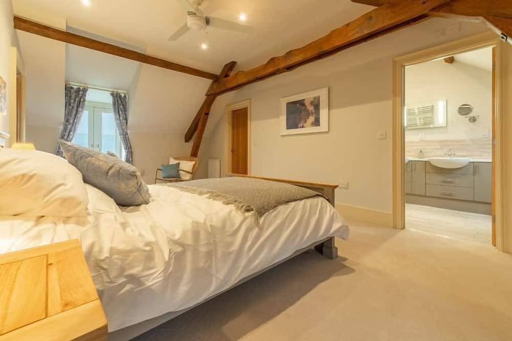 En super-stilig ombygd rekkehusfjøs med åpen utsikt mot baksiden in Docking, Norfolk