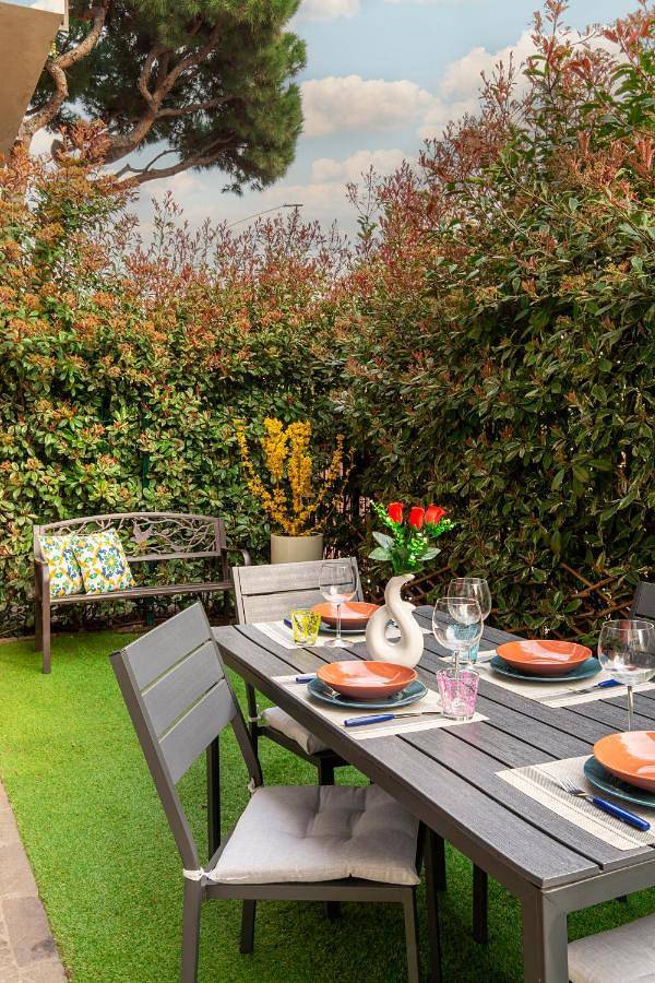 Appartement entier, Pop Art Loft con Giardino Privato in Busto Arsizio, Province de Varese