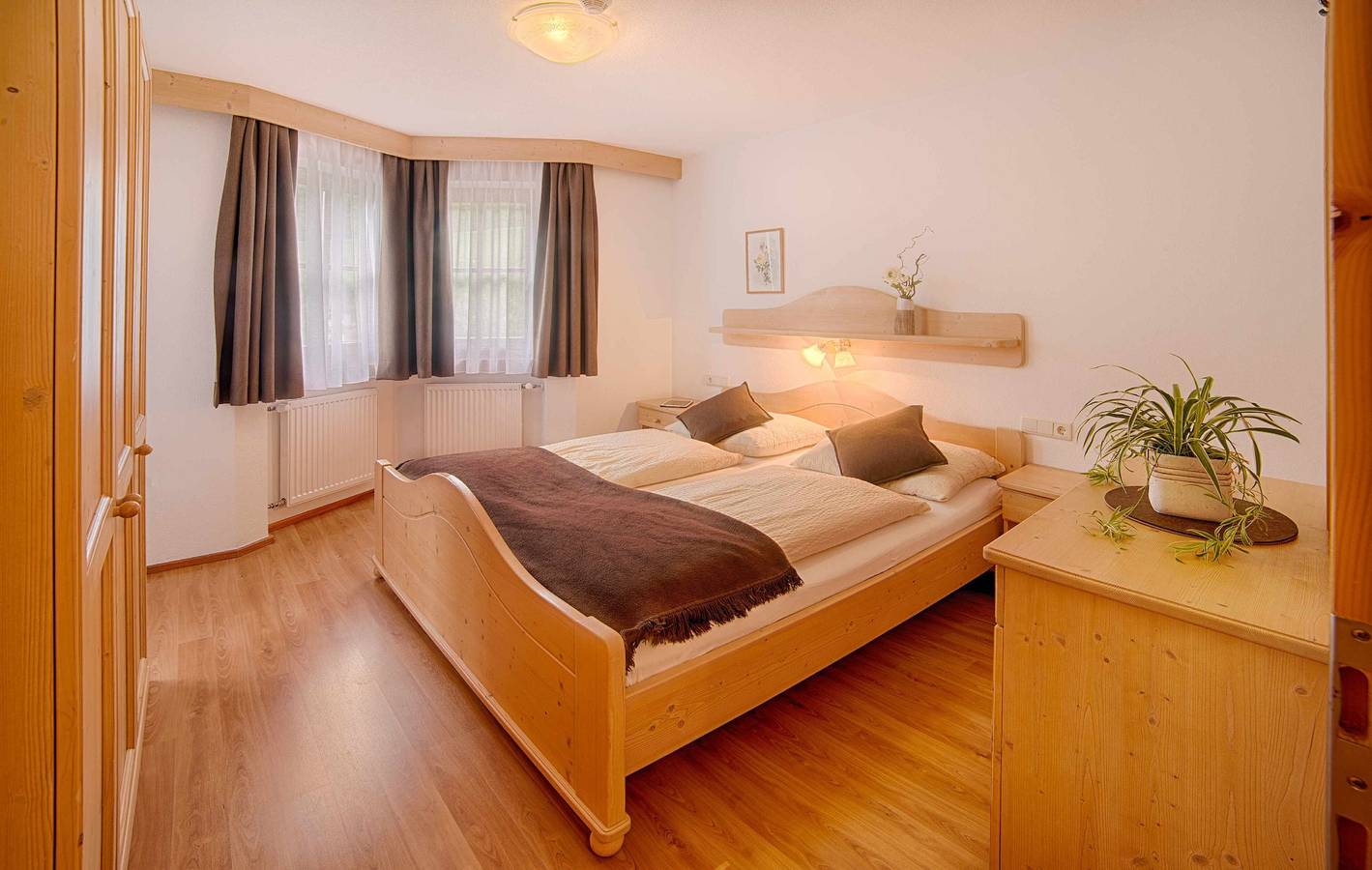 Appartamento intero, Appartamento "Löfflerblick A Dreiherrenspitze" con vista sulle montagne, Wi-Fi e Jacuzzi in Valle Aurina, Alpi della Zillertal