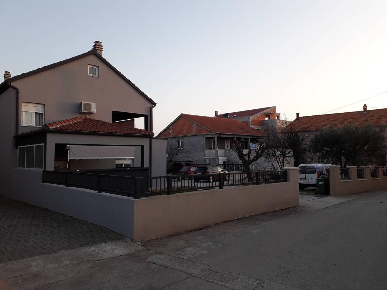 Ganze Wohnung, 2-Zimmer-Ferienwohnung mit Terrasse Bibinje, Zadar A-24451-a in Bibinje, Zadar