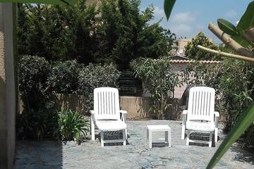 Gîte pour 6 personnes, avec jardin et terrasse à Venzolasca