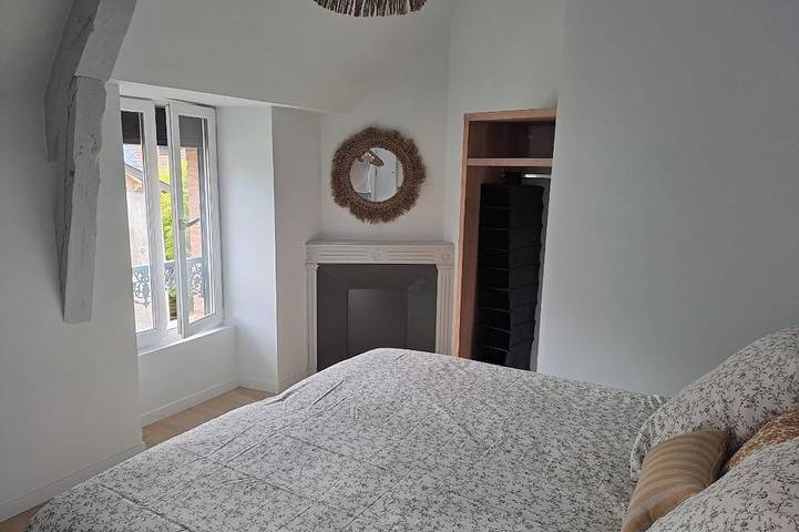 Location de vacances pour 8 personnes, avec terrasse et jardin à Salles-Courbatiès - 4