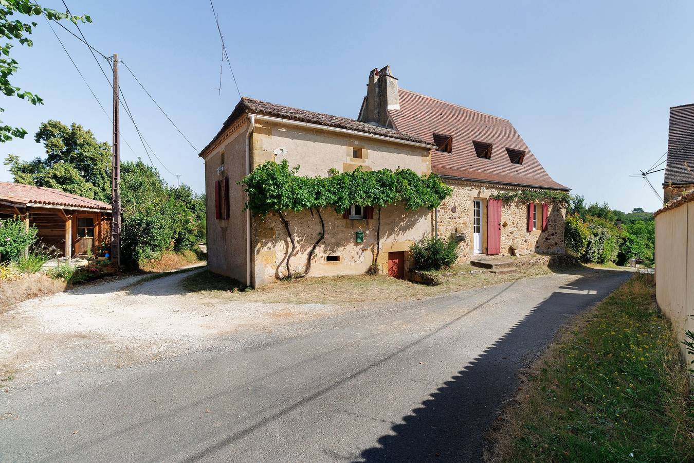 Casa de férias "Gîte 10 a 12 pessoas com piscina" e Wi-Fi in Saint-Avit-Rivière, Périgord Pourpre