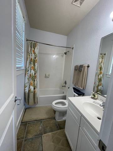 Cabin for 12 Guests in Galveston Island, Galveston, Picture 3