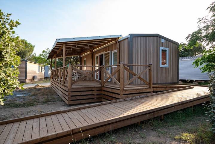 Caravane pour 4 personnes, avec vue sur le lac à Le Muy - 2