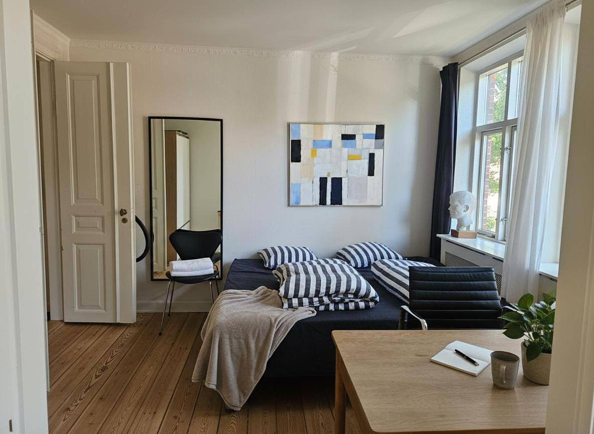 Appartement entier, City Center Apartment with Balcony, Garden & Free Parking in Odense, Région d'Odense