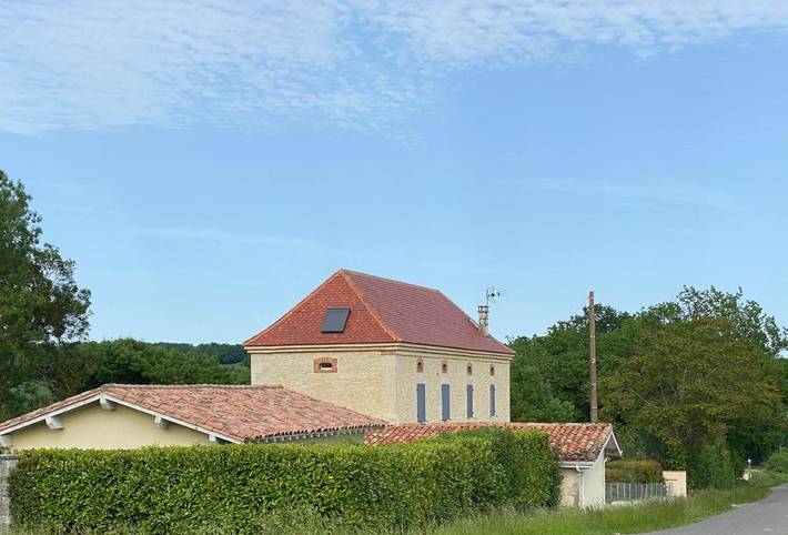 Villa pour 10 personnes, avec piscine ainsi que jardin et vue, animaux acceptés dans le Gers - 3