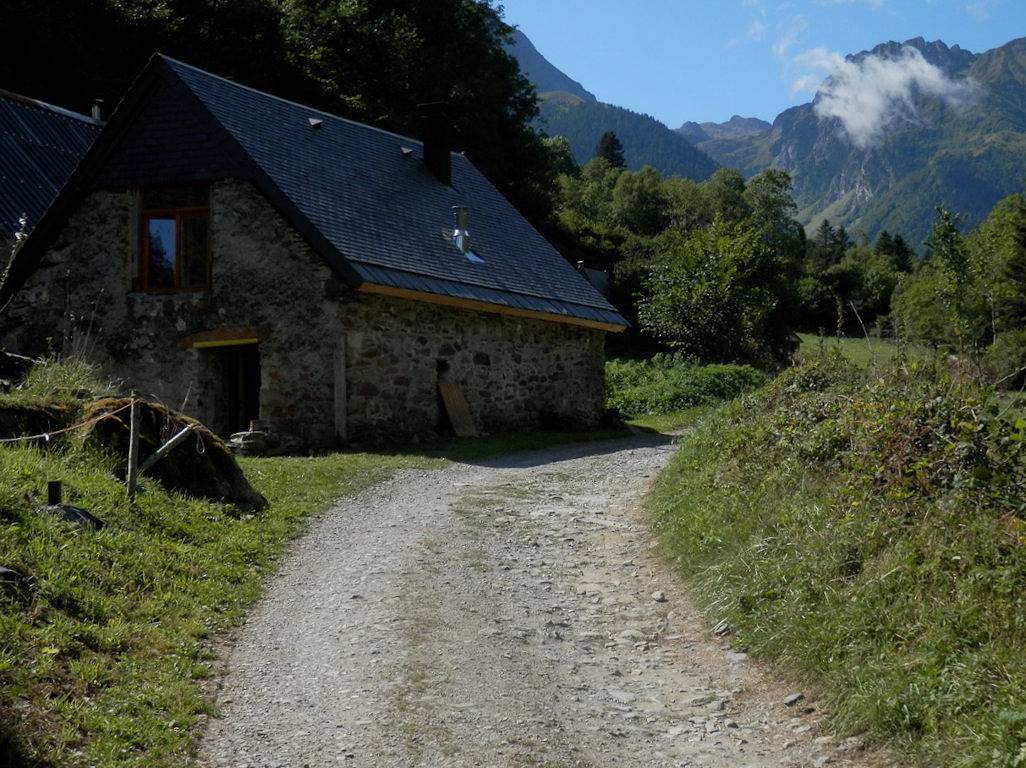 Éco-grange Pyrénéenne in Bagnères-de-Bigorre, Pyrénées