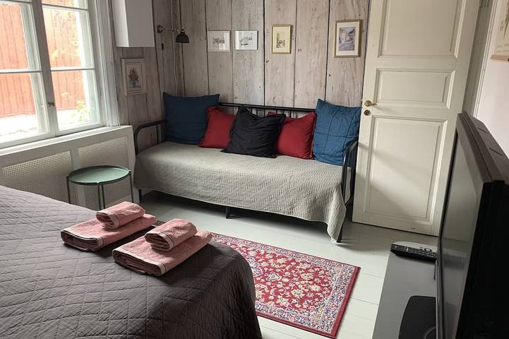 Gästehaus Gyllenhjelmsgatan im Zentrum von Strängnäs neben der Kathedrale in Strängnäs, Mälaren