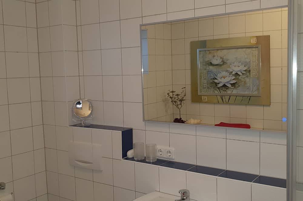 Ganze Wohnung, Schöne Ferienwohnung für zwei Personen mit Wlan in Bad Abbach, Ostbayern