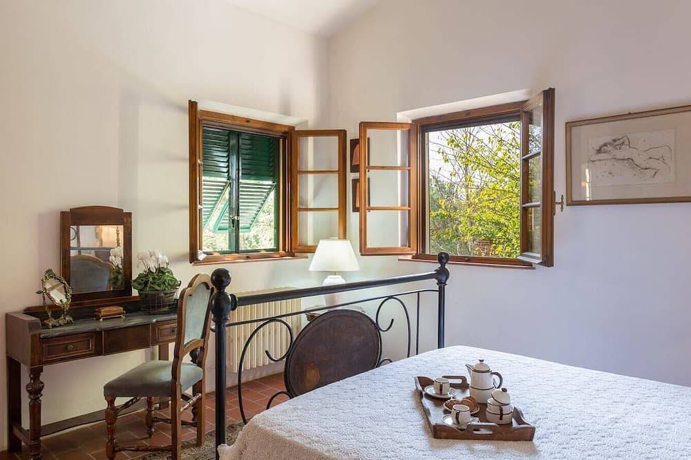 Ganze Wohnung, Villa Elsa - Farmhouse with pool in Tuscany in Pontedera, Pisa Provinz