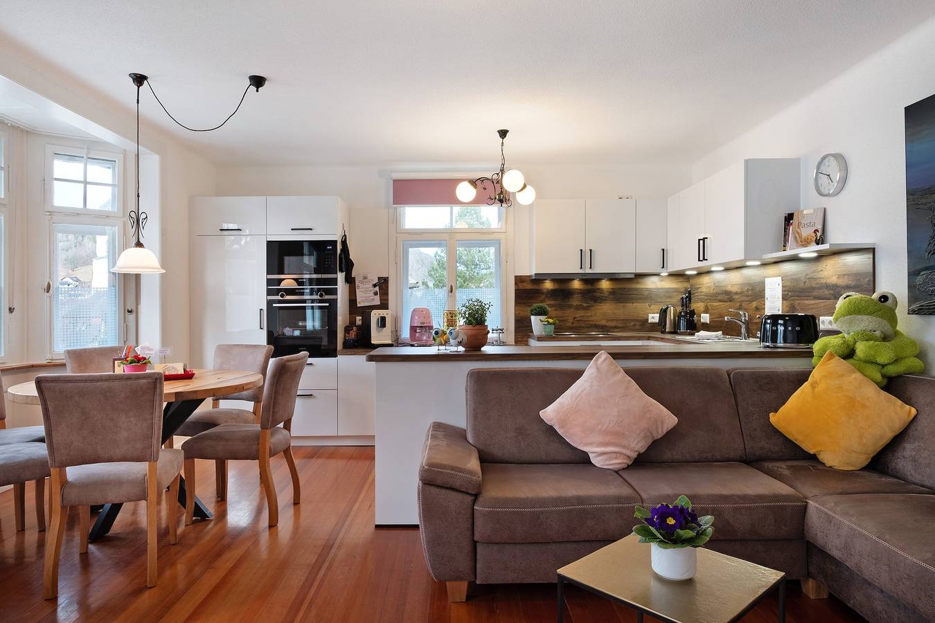 Ganze Wohnung, Ferienwohnung 'Bühlblick' mit Gemeinschaftsterrasse, Gemeinschaftsgarten und Wi-Fi in Suedlicher Schwarzwald, Lenzkirch