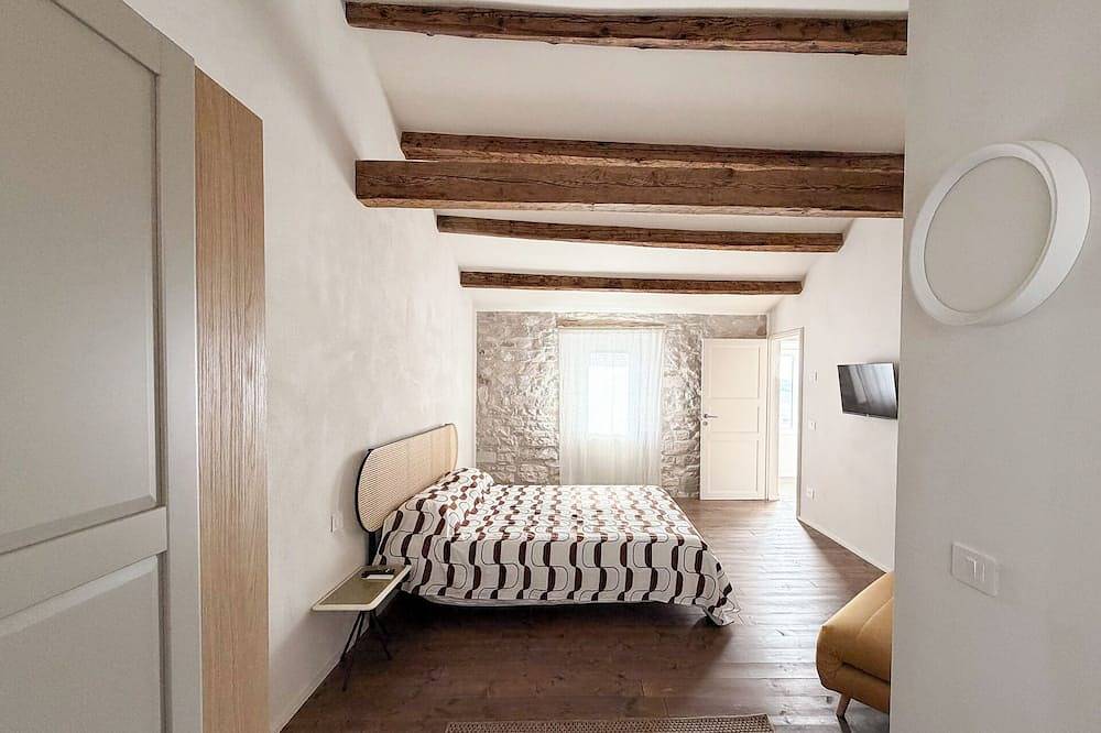 Ancona Design Apartment in Conero Park near Portonovo in Ancona, Riviera del Conero