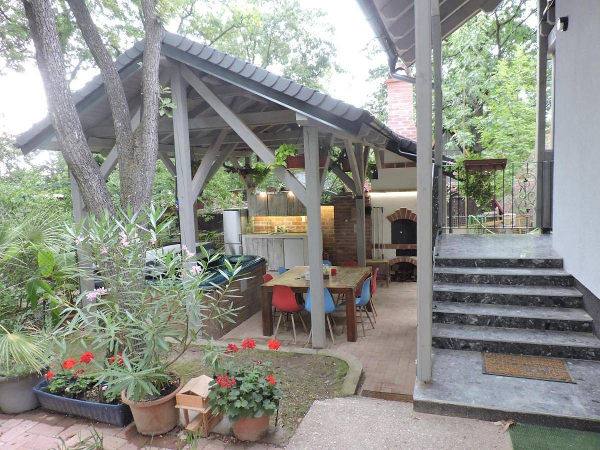 Szepezd Oak villa in Revfülöp, Balaton Region
