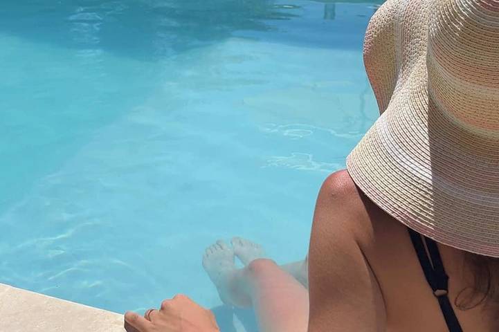 Location de vacances pour 37 personnes, avec Terrasse et Jardin à Montigny-le-Chartif