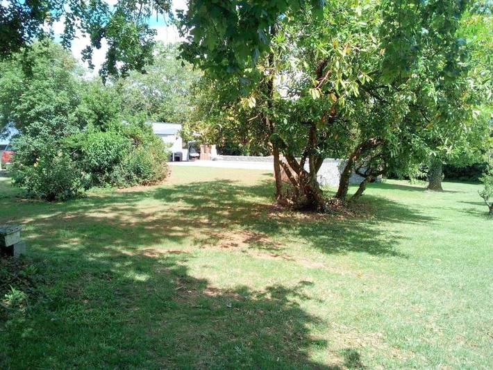 Gîte pour 2 personnes, avec piscine et jardin, animaux acceptés dans Aigondigné - 4