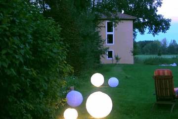 Gîte pour 6 personnes, avec jardin ainsi que piscine et terrasse, animaux acceptés à Laiz