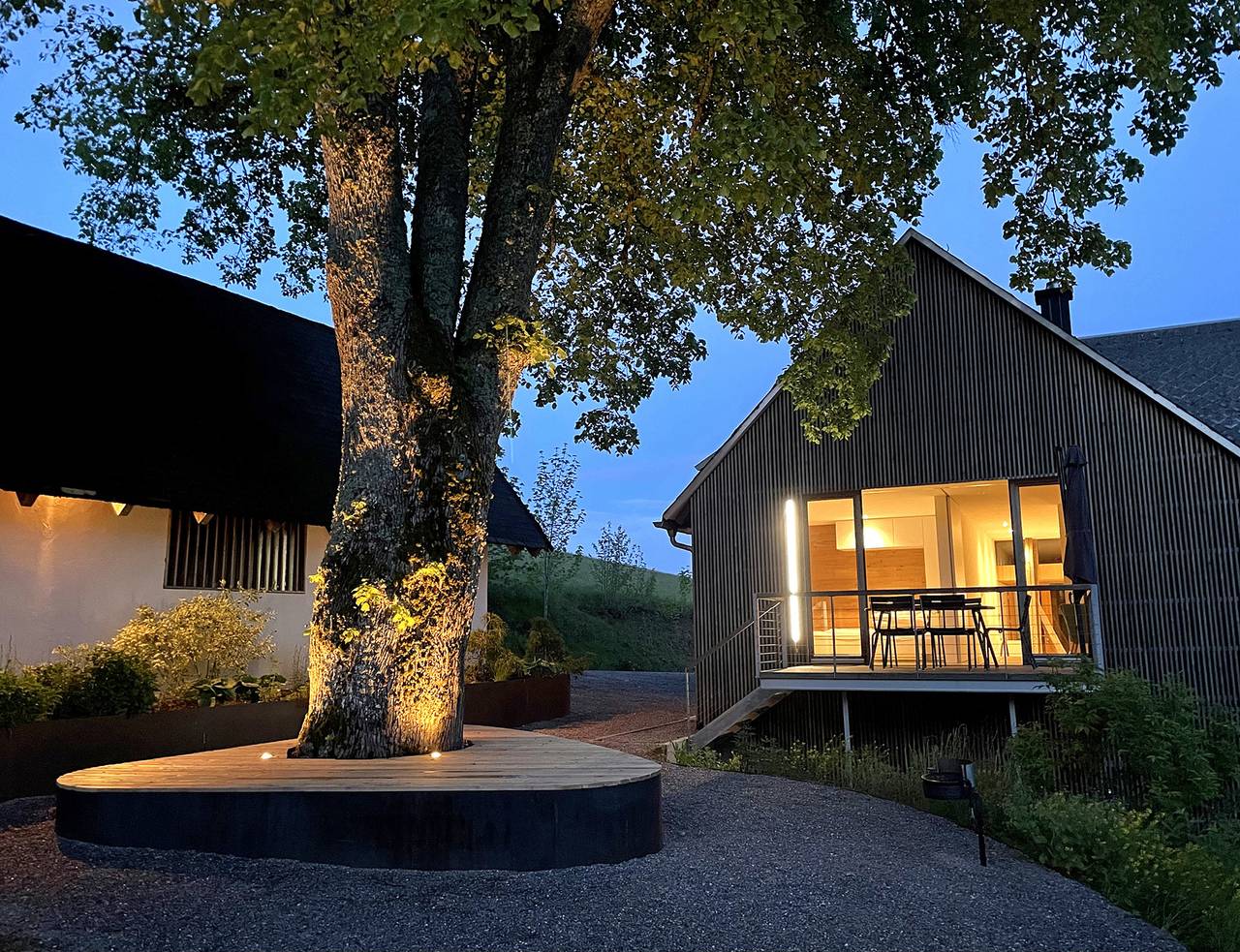 Geheel appartement, Appartement 'Unter Der Linde' met gemeenschappelijk terras, tuin en wifi in Unterkirnach, Central Black Forest