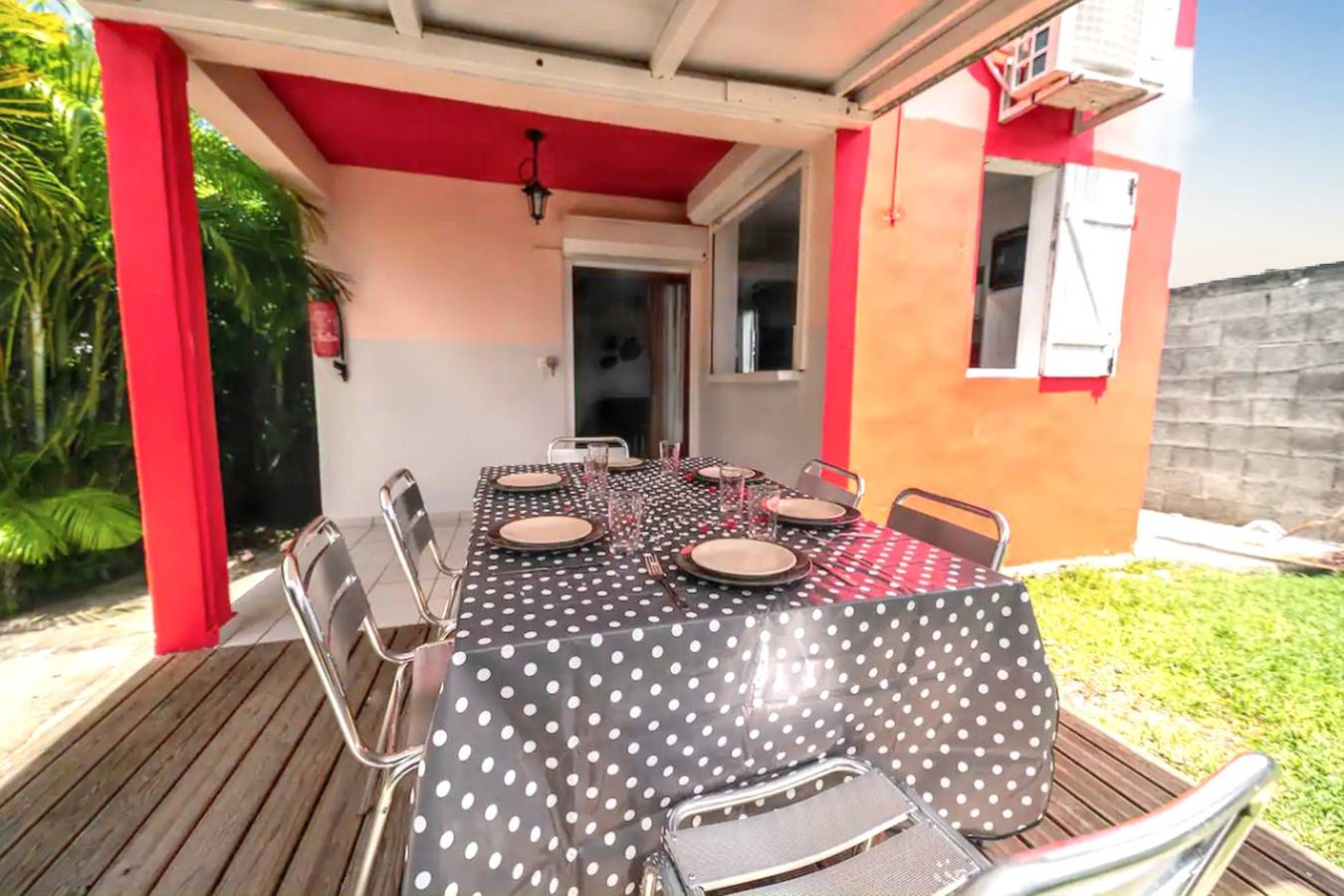 Charmantes Haus in Sainte-Anne mit Gemeinschaftspool. in Sainte-Anne, Guadeloupe