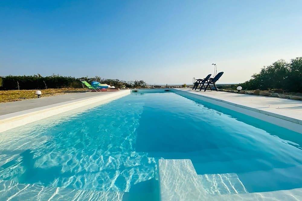 Country villa with private pool in Agrigento, Provincia de Agrigento
