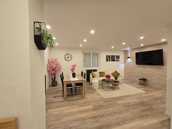 Location de vacances pour 8 personnes, avec jardin dans Damprichard - 4