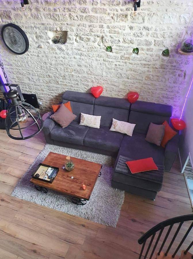 Appartement entier, One-Bedroom Apartment in Niort, Région de Niort
