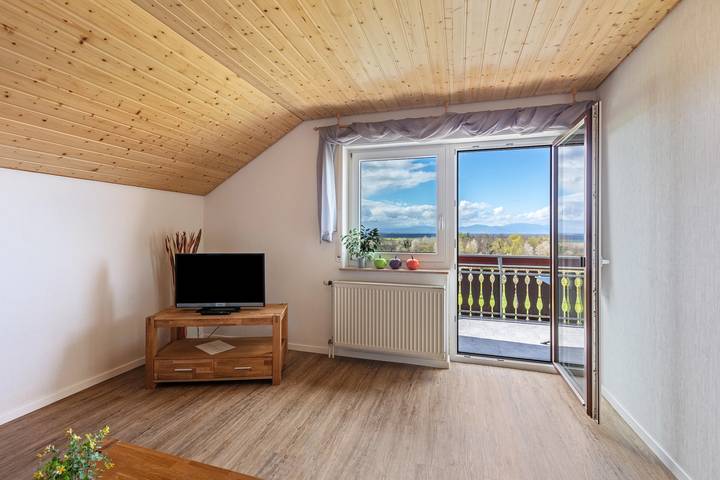 Ferienwohnung für 2 Personen, mit Balkon in Bad Bellingen - 2