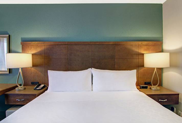 Hotel para 4 personas - 1