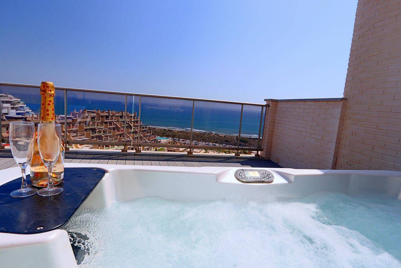Apartamento entero, 057 - Blue Dreams Penthouse El Faro - comfortholidays in Los Arenales del Sol, Elche