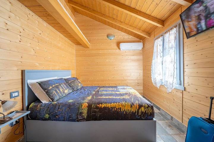 Appartement entier, Maisonnette en bois avec porche et jardin in Spoleto, Province de Pérouse